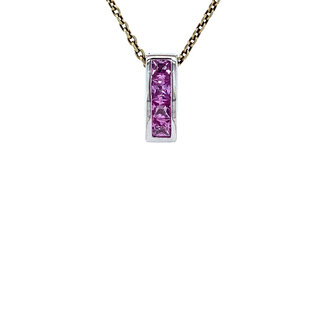 Weißgold-Clip-Anhänger mit rosa Saphir 18 Karat