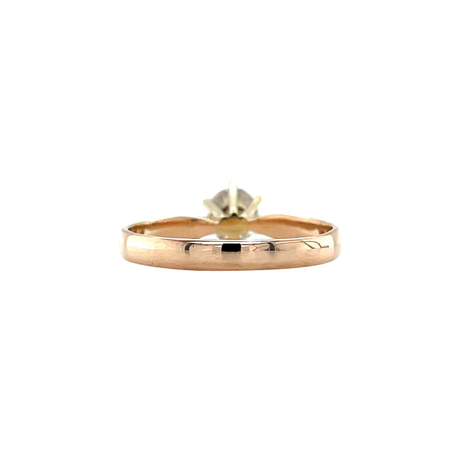 Gold solitaire ring with diamond 0.50ct. 14 karat