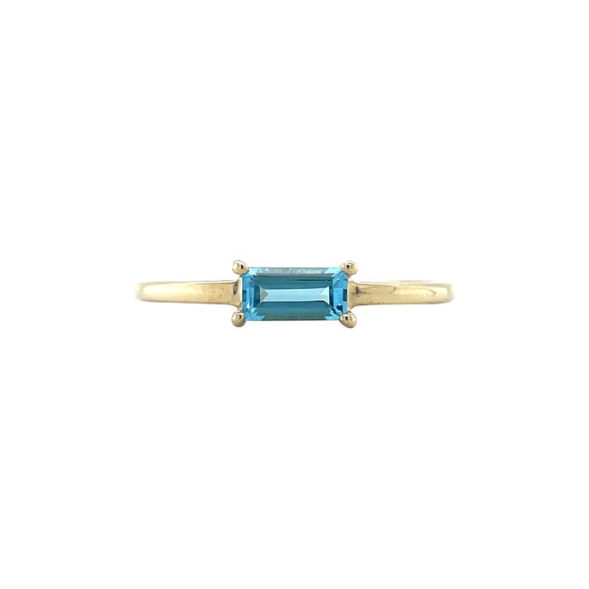 Solitaire ring with topaz 9 kt