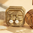 Gouden oorstekers met parel en diamant 18 krt
