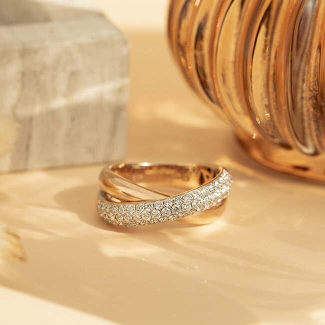 Roségoldener Ring mit Diamant 14 kt