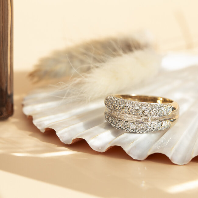 Gouden ring met diamant 14 krt