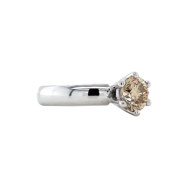 White gold solitaire ring with diamond 14 karat