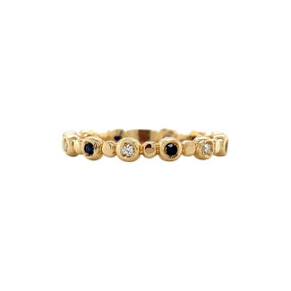 Gouden ring met saffier en diamant