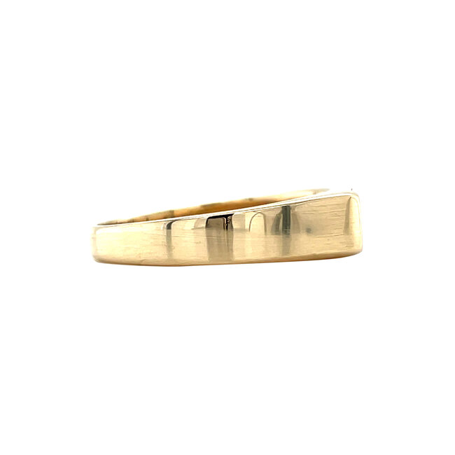 Tricolour gold signet ring 14 karat
