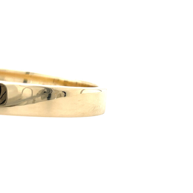 Golden smooth bangle 14 karat