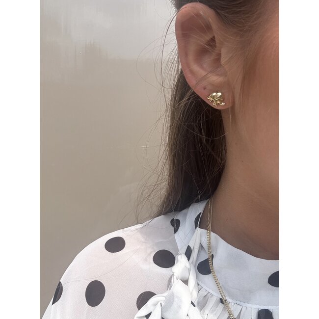 Gouden olifant oorstekers 14 karaat