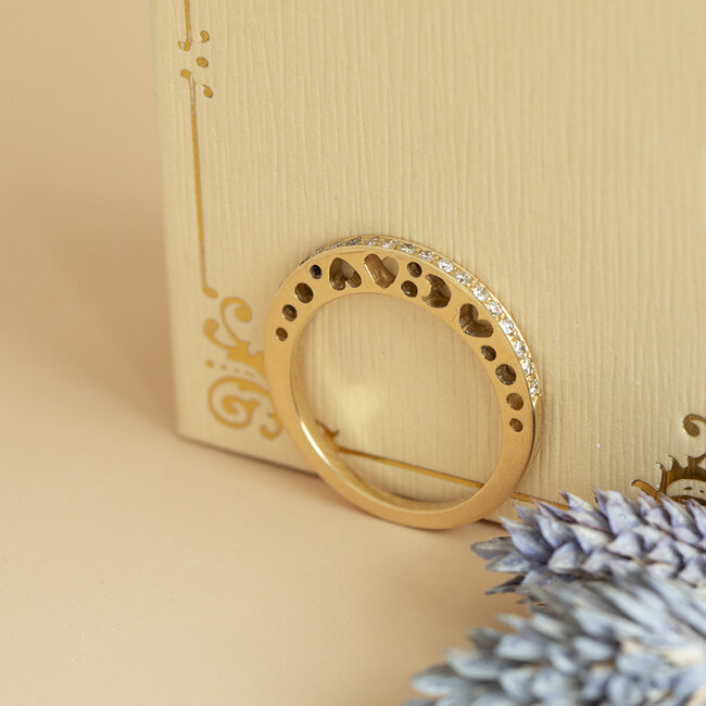 Gouden rijring met diamant 18 karaat