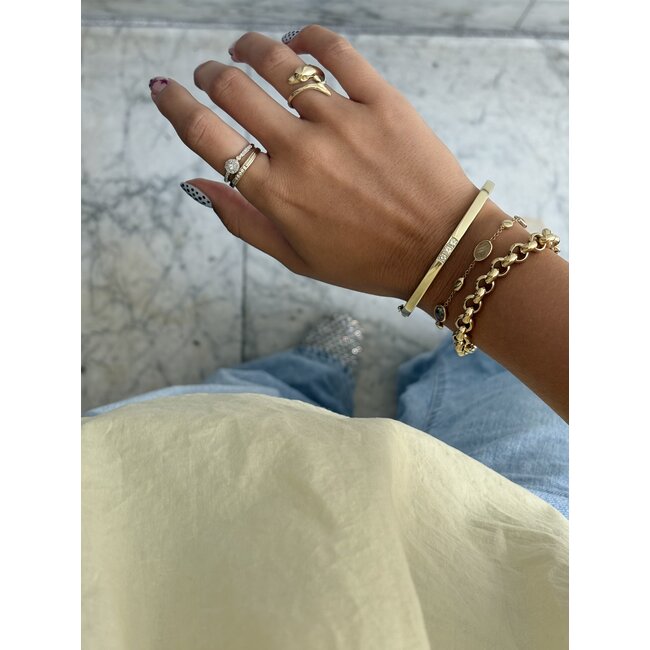 Goldener Ring mit Diamant 14 Karat