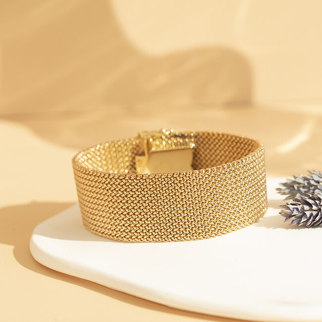 Golden bracelet 17 cm 14 karat