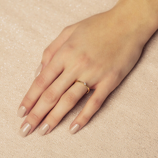 Gouden solitair ring met diamant 14 krt