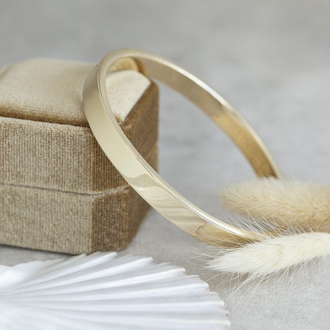 Gouden gladde bangle 14 karaat