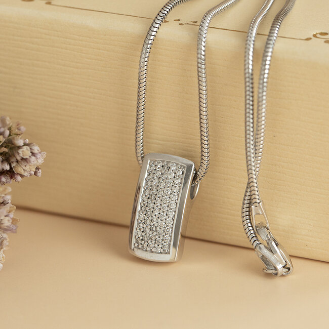 White gold necklace with pendant 43 cm