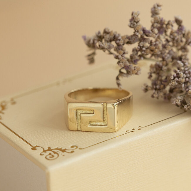 Gold signet ring 14 karat