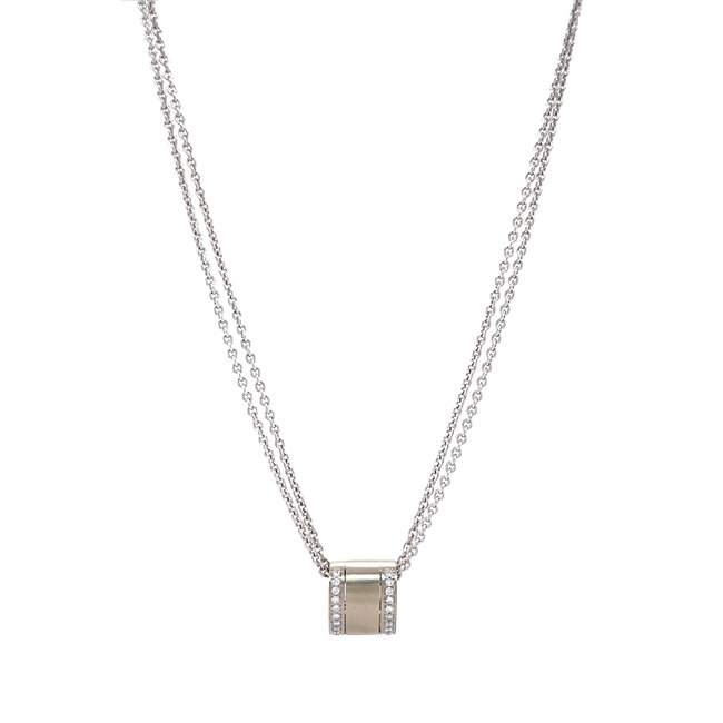White gold necklace with diamond pendant 42.5 cm 18 karat