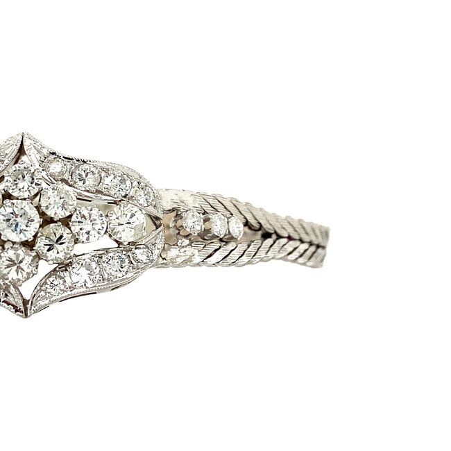 14 karat white gold bracelet with diamond