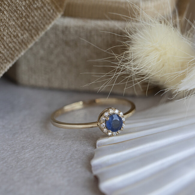 Gouden entourage ring met saffier en diamant 14 karaat* nieuw