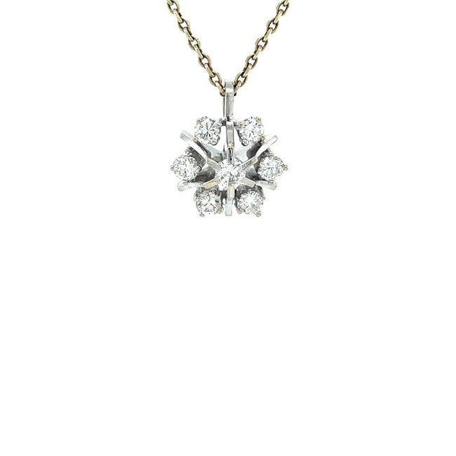 White gold entourage pendant with diamond 14 karat