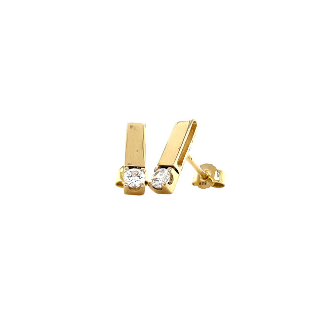 Gouden oorstekers met zirkonia 14 karaat