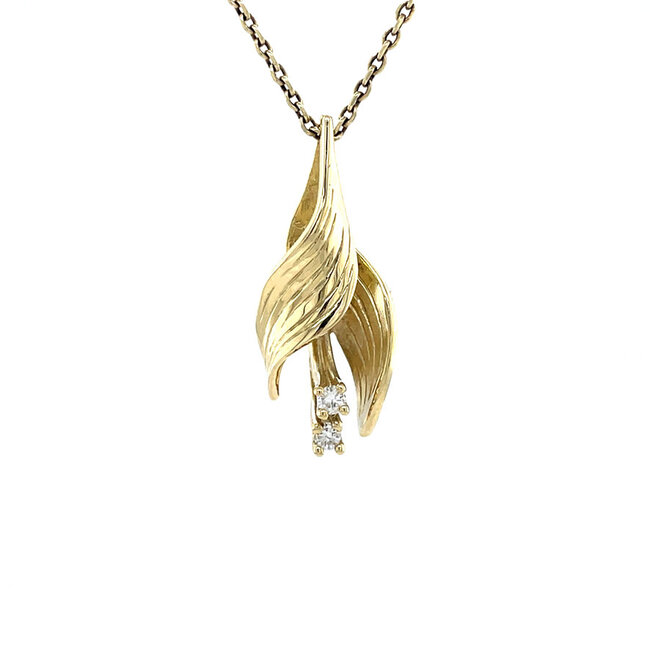 Gouden hanger met diamant 14 karaat