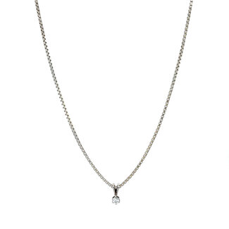 Weißgoldenes Collier mit Diamant