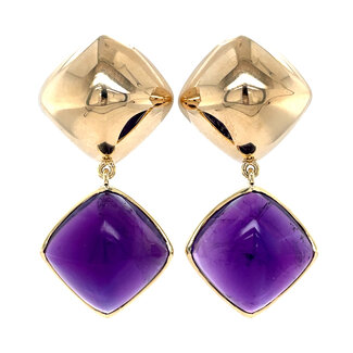Gold stud earrings amethyst