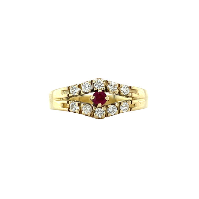 Goldener Ring mit Zirkonia 14 Karat