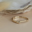 Gouden slagring met diamant 14 karaat