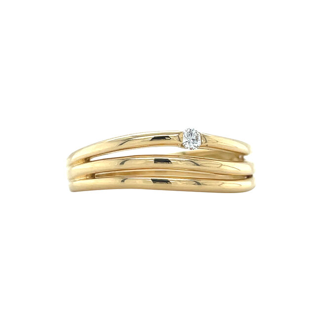 Goldener Ring mit Diamant 18 Karat