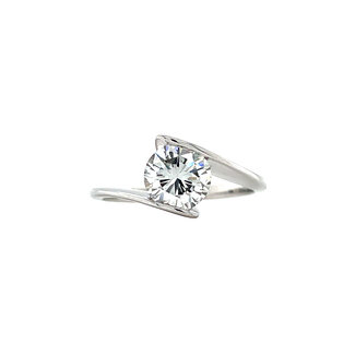 White gold signet ring with diamond
