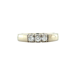 White gold memoire ring
