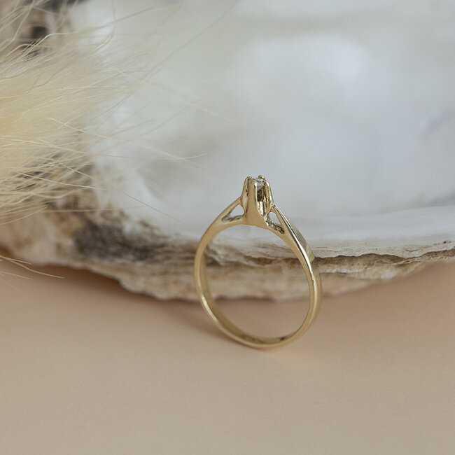 Gold pendant ring with diamond 14 karat