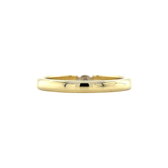 Goldener Ring mit Diamant 14 Karat