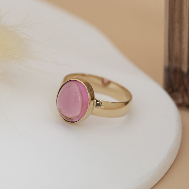 Gold ring with gemstone 14 karat