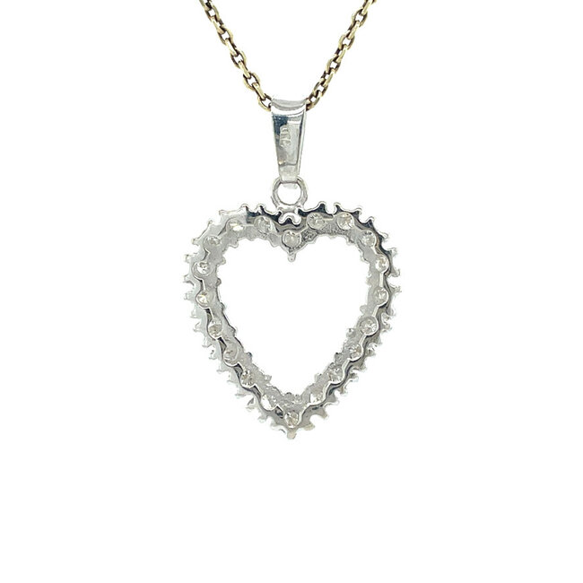 White gold heart pendant with diamond 18 karat