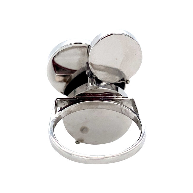 Weißgoldener Designring mit Onyx und Diamant 14 Karat