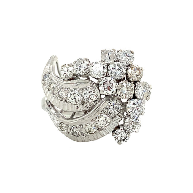 Witgouden cocktail ring met diamant 14 krt