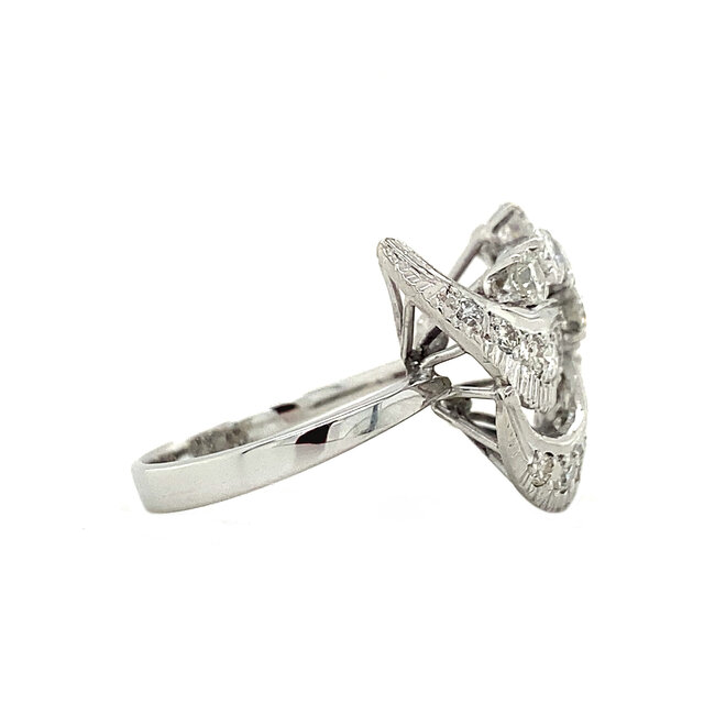 Witgouden cocktail ring met diamant 14 krt