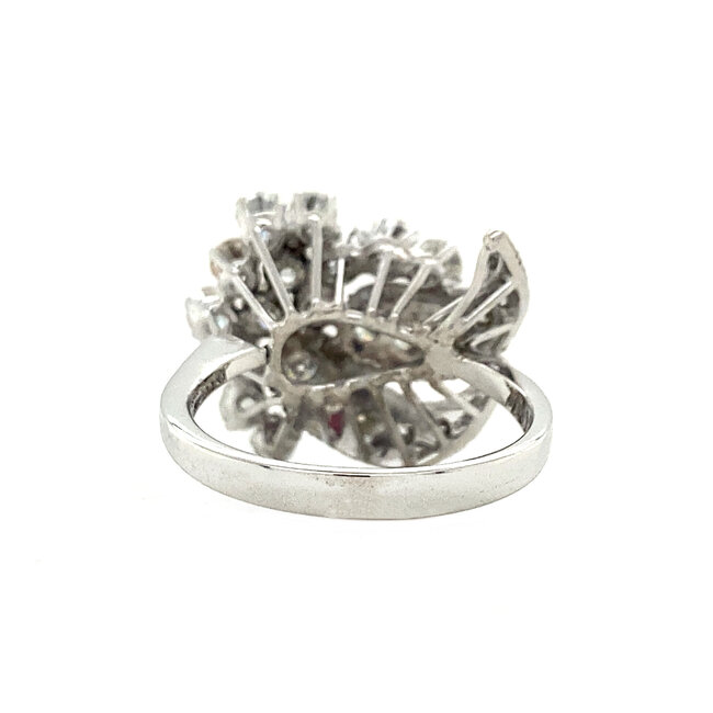 Witgouden cocktail ring met diamant 14 krt