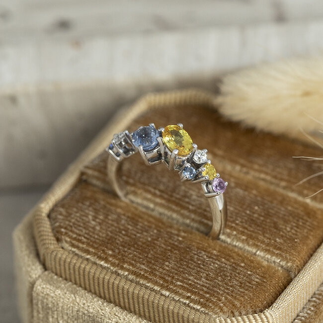 Witgouden ring met diamant en diamant 18 karaat