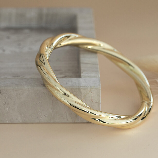 Gold twisted bangle 18 karat