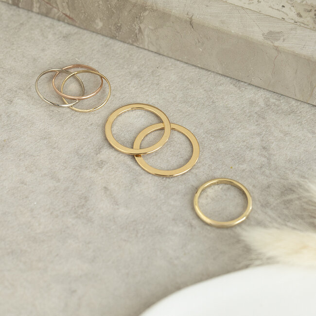 Gold smooth (stackable) ring 18 karat