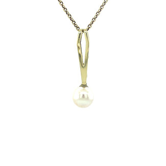 Gold pendant pearl