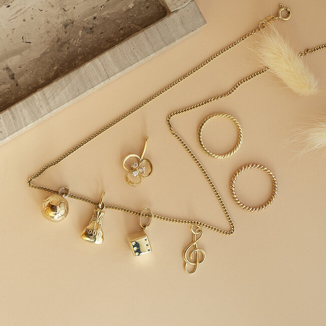 Gold pendant money pouch 14 karat