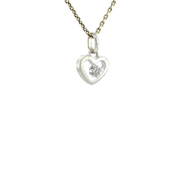 White gold heart pendant 14 karat