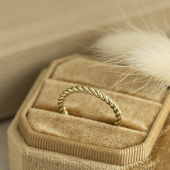 Goldener (Stapler-)Ring 14 Karat