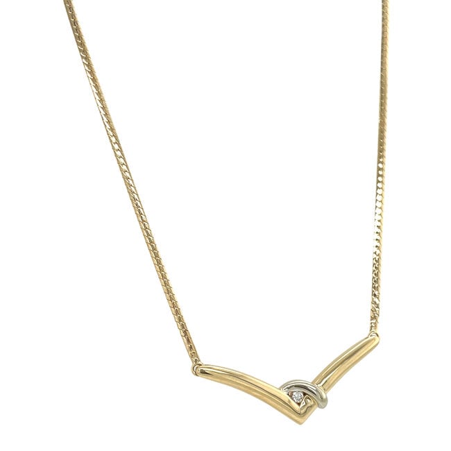 Gold choker with diamond 43 cm 14 karat