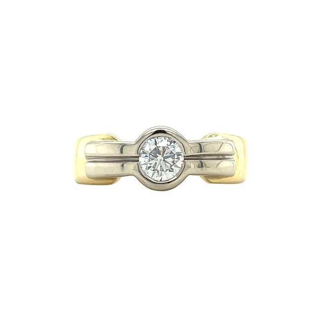 Gouden ring met diamant 18 karaat