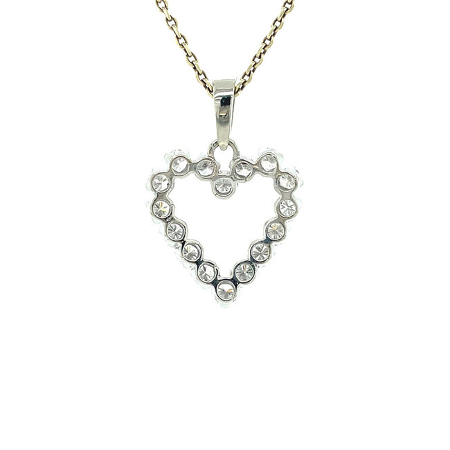 White gold heart pendant with diamond 18 karat