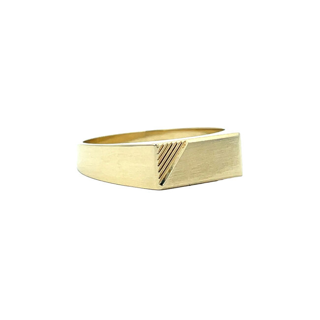 Gold signet ring 14 karat